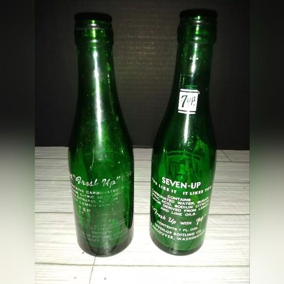 Vintage Soda Bottles Seven Up 7up & Squirt Set Of 3 Green Bottles 8'in Tall - Picture 4 of 9